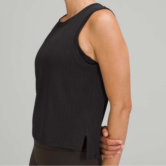 NWT Lululemon Train to Be Tank Top
Black / Black (First Release) - Picture 2 of 8